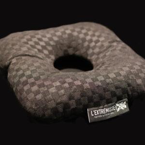 l'Extremiste Piercing Kussentje