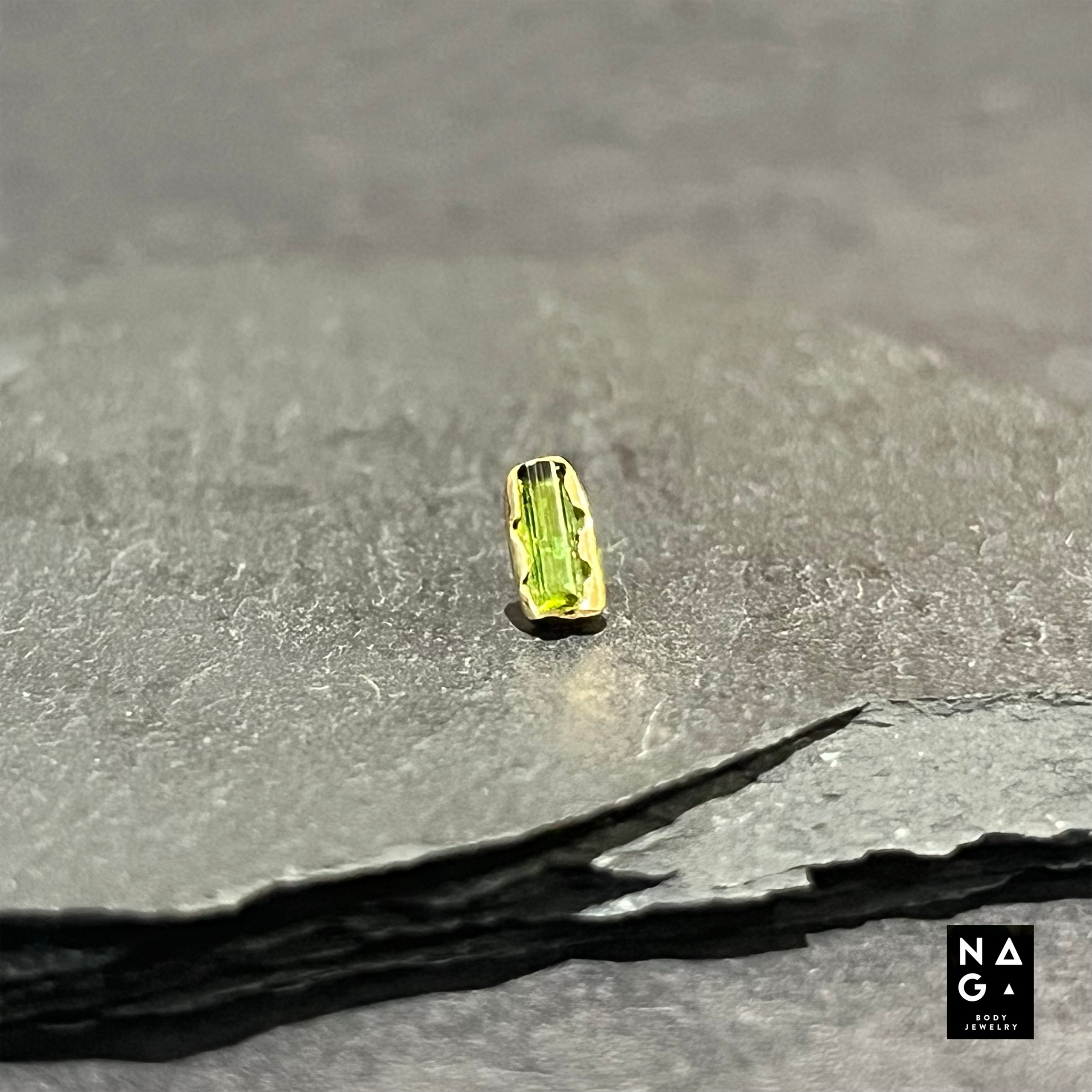 NAGA – toermalijn front png Virida